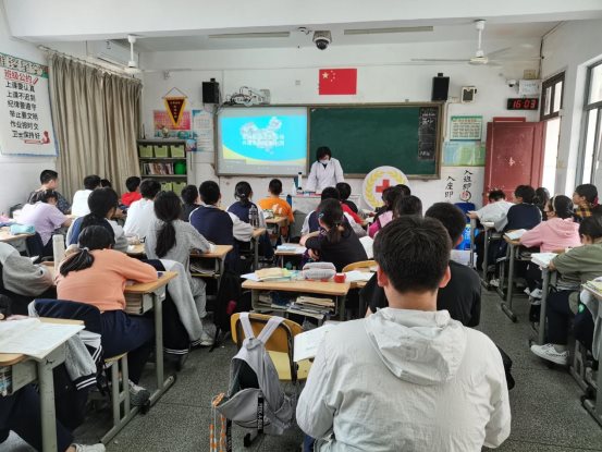 南京市上元中学红十字会开展爱国卫生月宣传教育活动3