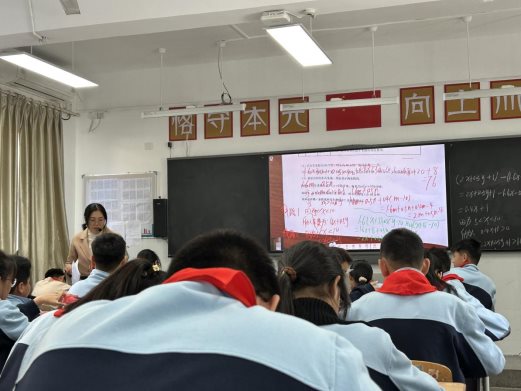 76F01C4BDBF48427BE4D3C30115D2DD4