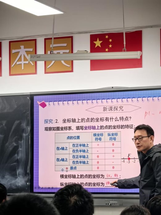 CE0C8AEC21D9F277487F63971C01EDA2