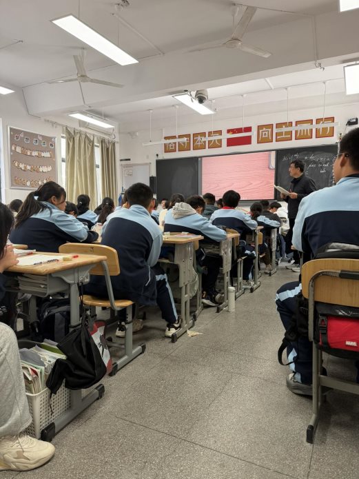 412A55F6A1AD59E825DEAD3539A1F212