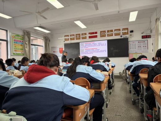 D18C7F41190212D49B253437584262D4