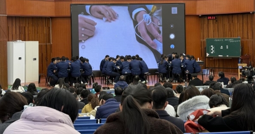 027215E6F98204E3E948ED8FE7DCBA5F