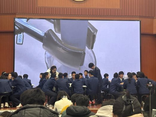 04D892C02810484CB034122A4840F0A3